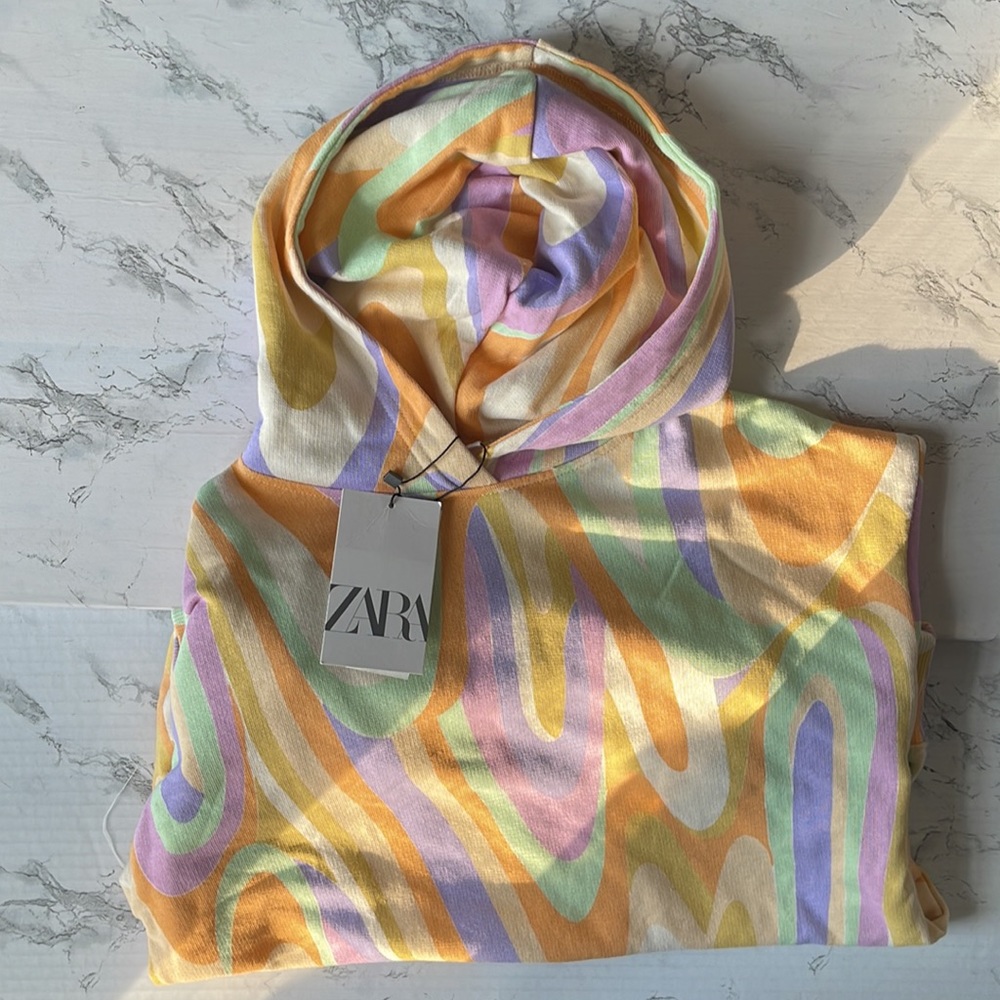 ZARA KIDS SIZE 10 HOODED SWEATSHIRT MULTI COLOR
